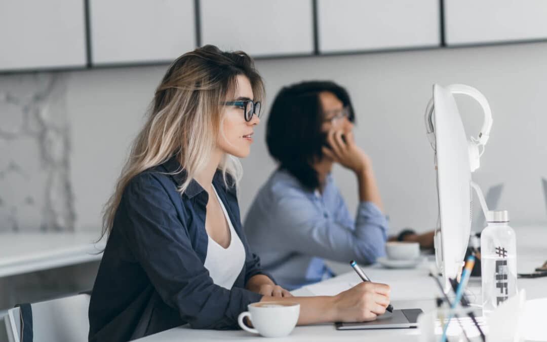 Freelance Web Designer vs Web Design Agency